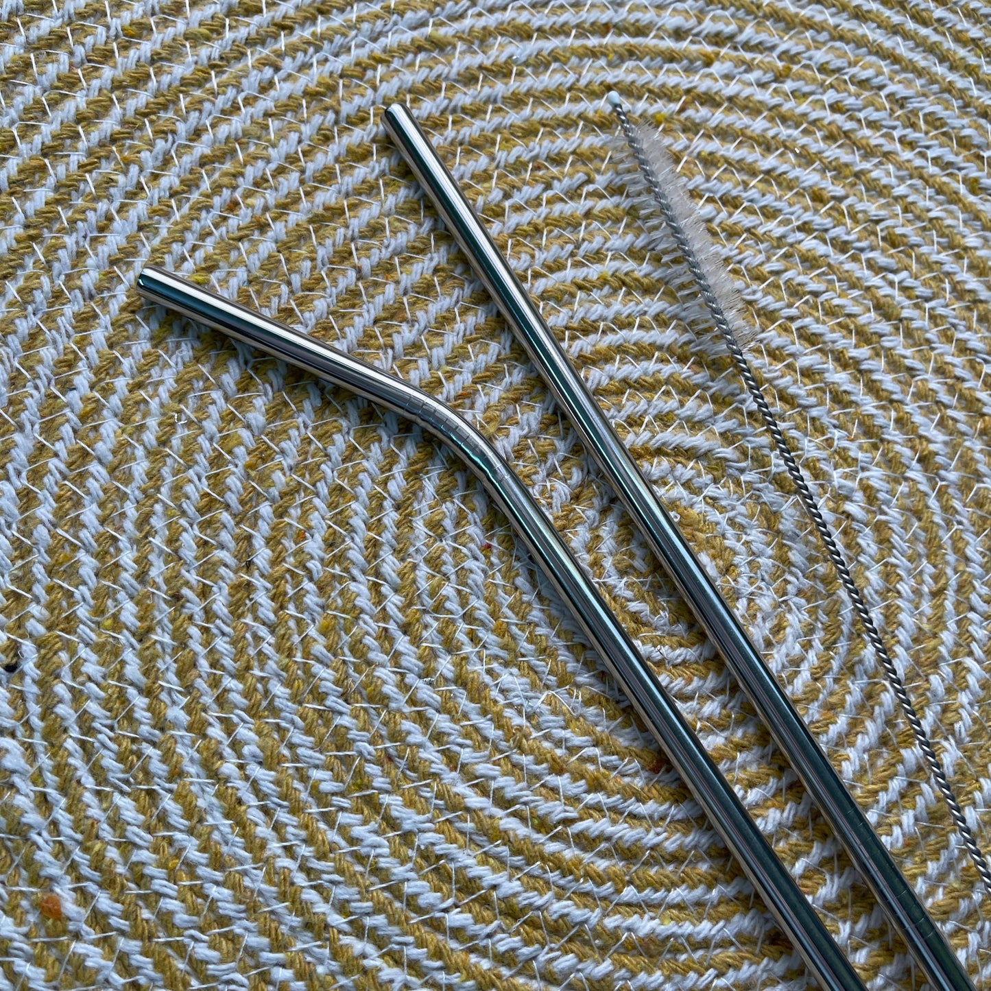 RIBBON GLASS WITH STAINLESS STRAW & BRUSH